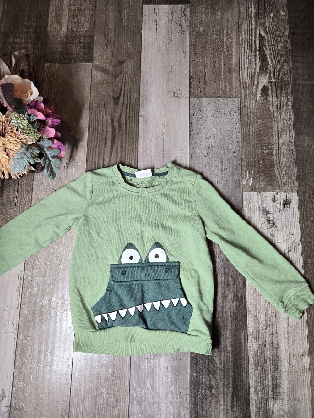 Lily & Dan Kids Green Alligator Pocket Pullover Crewneck Sweatshirt Boys Size XS